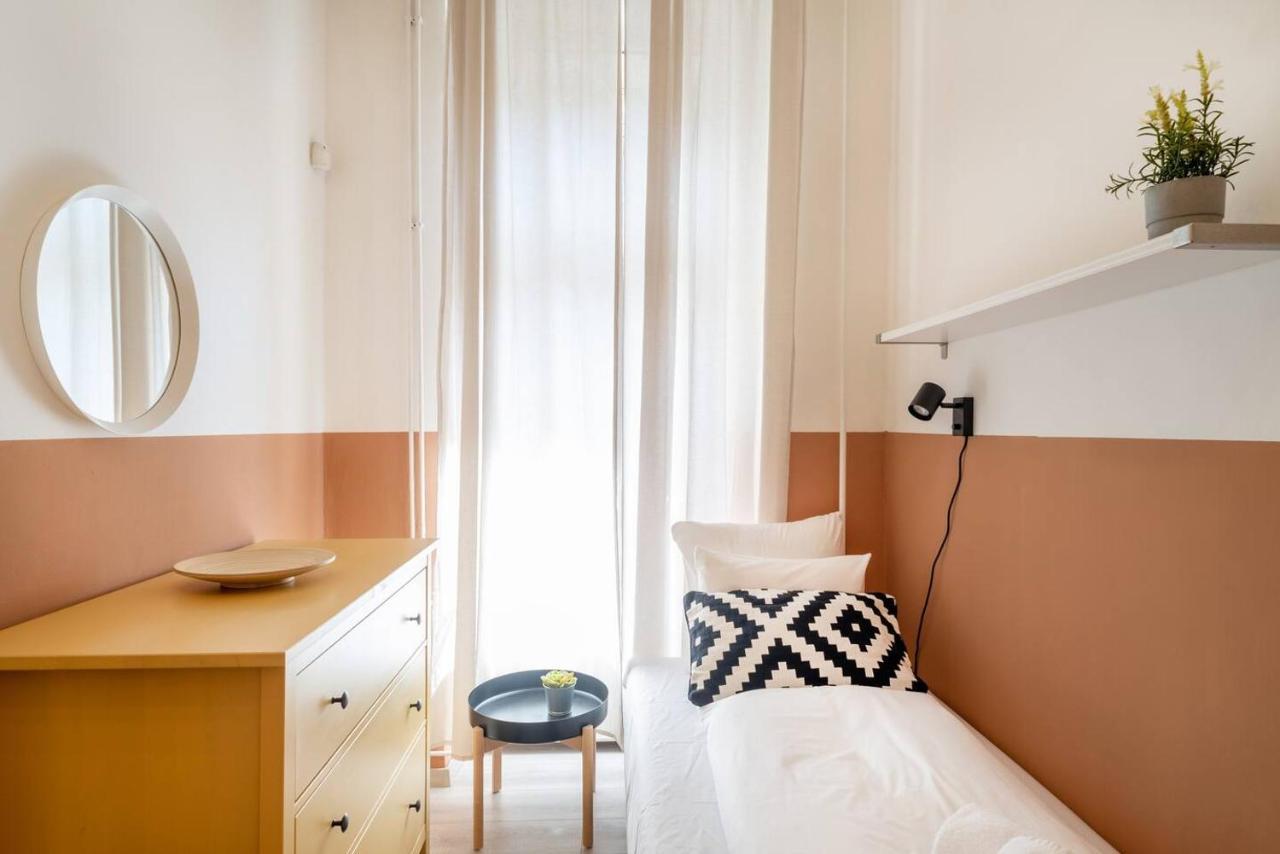 Central And Large Ac Home Away From Home Budapest Eksteriør billede